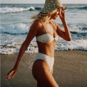 Billabong x Salty Blonde • Beige Bandeau Bikini Top | Maui Bottom